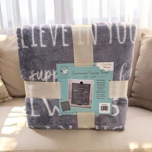 NEW Regal Comfort Count Your Blessings Sentiments Sayings Plush Throw